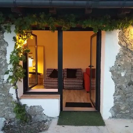 Yumi Apartamento Rural شقة ديبا