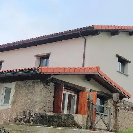 Yumi Apartamento Rural * ديبا